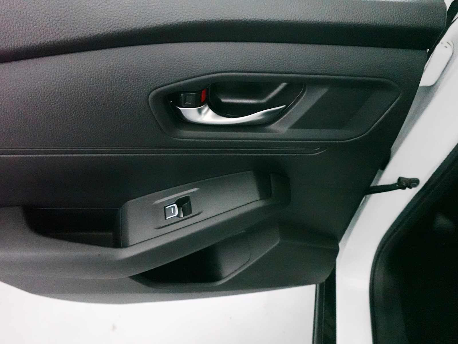 2025 Honda Accord LX - Photo 24