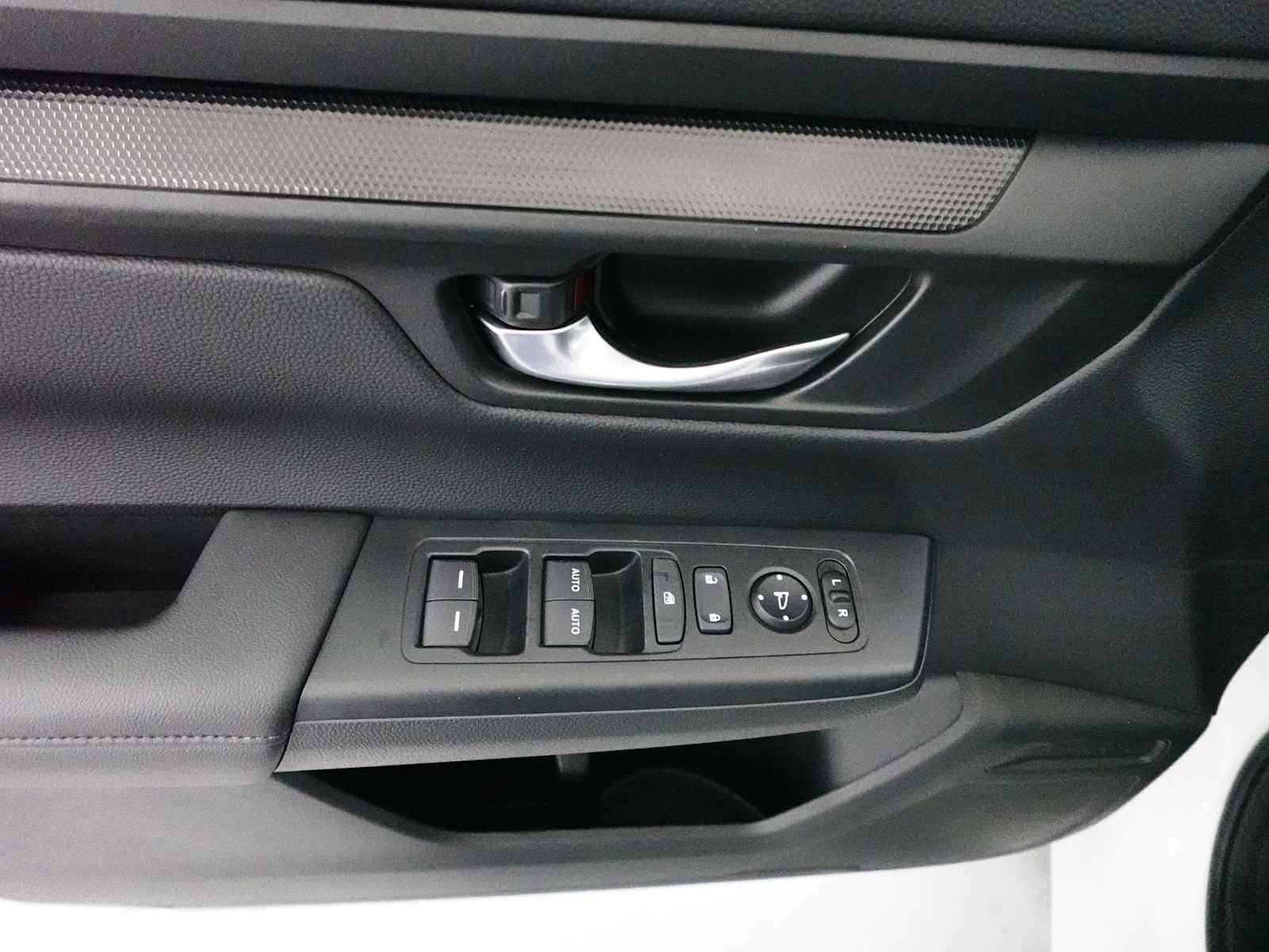 2024 Honda CR-V EX - Photo 11
