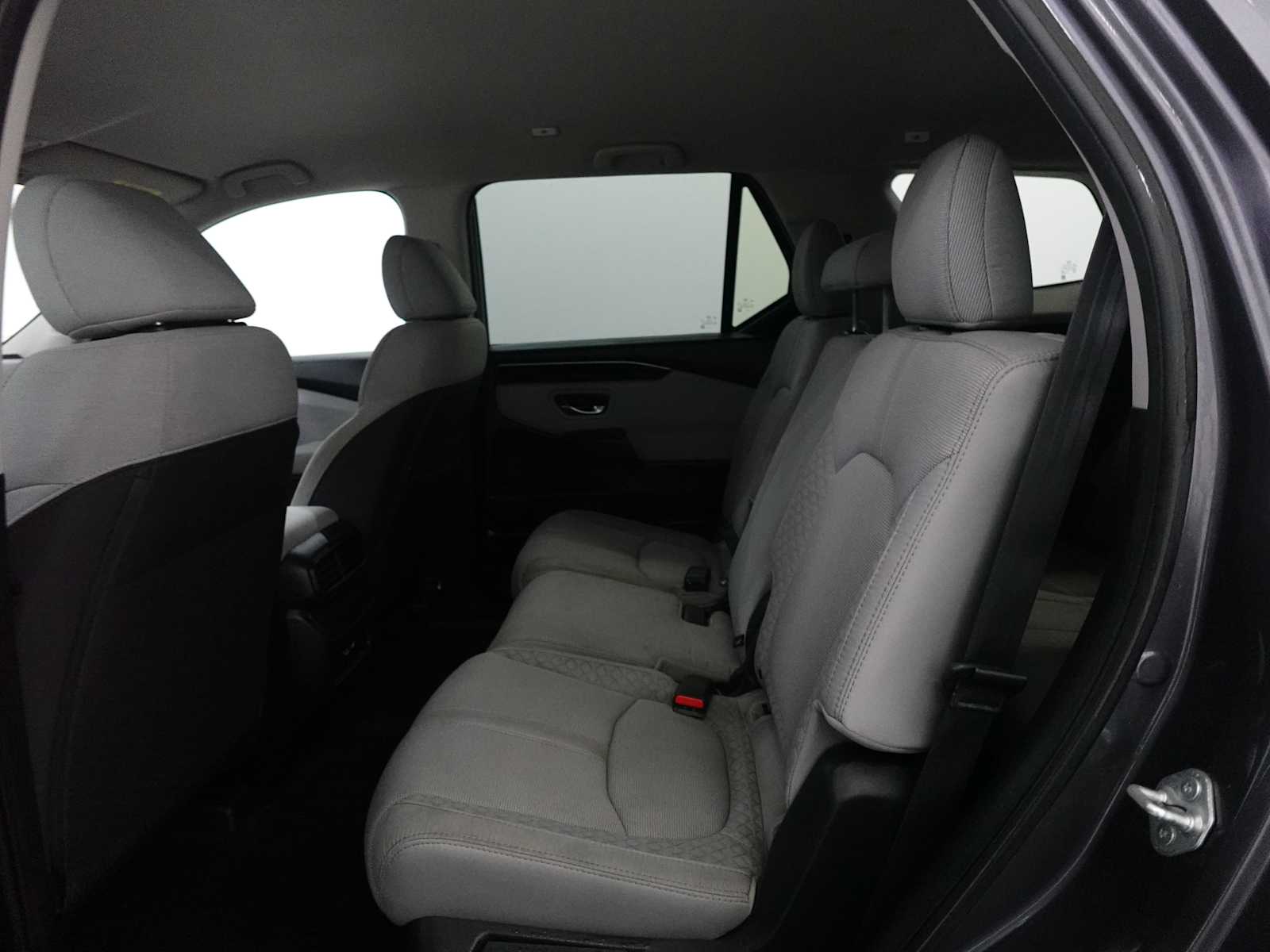 2023 Honda Pilot LX - Photo 24