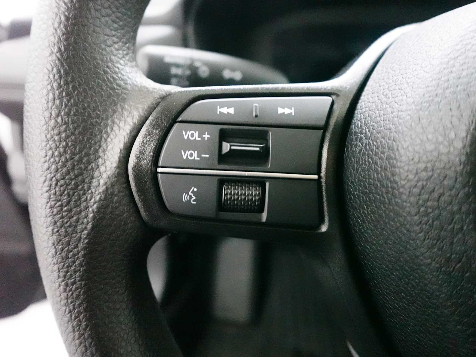 2025 Honda Accord LX - Photo 17