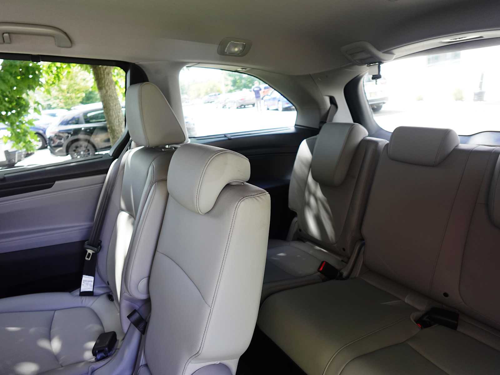 2024 Honda Odyssey Touring - Photo 27