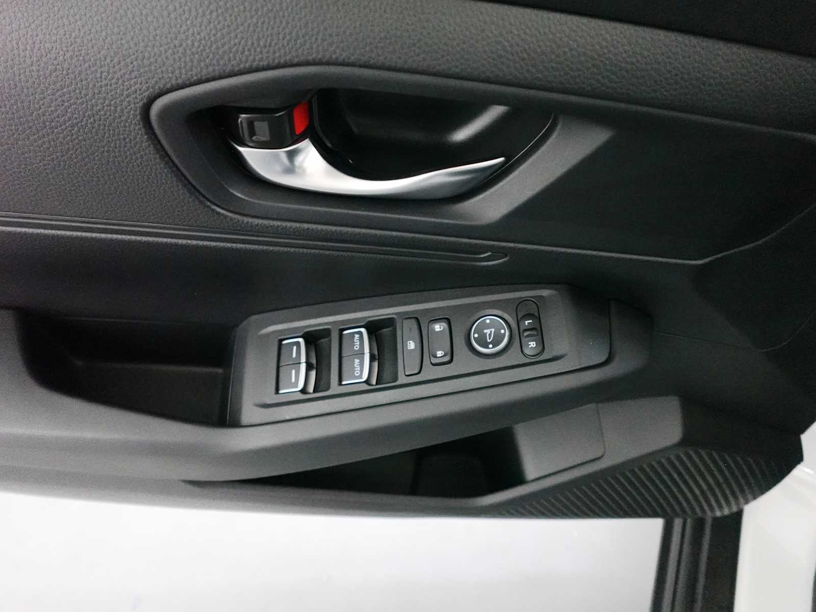 2025 Honda Accord LX - Photo 11