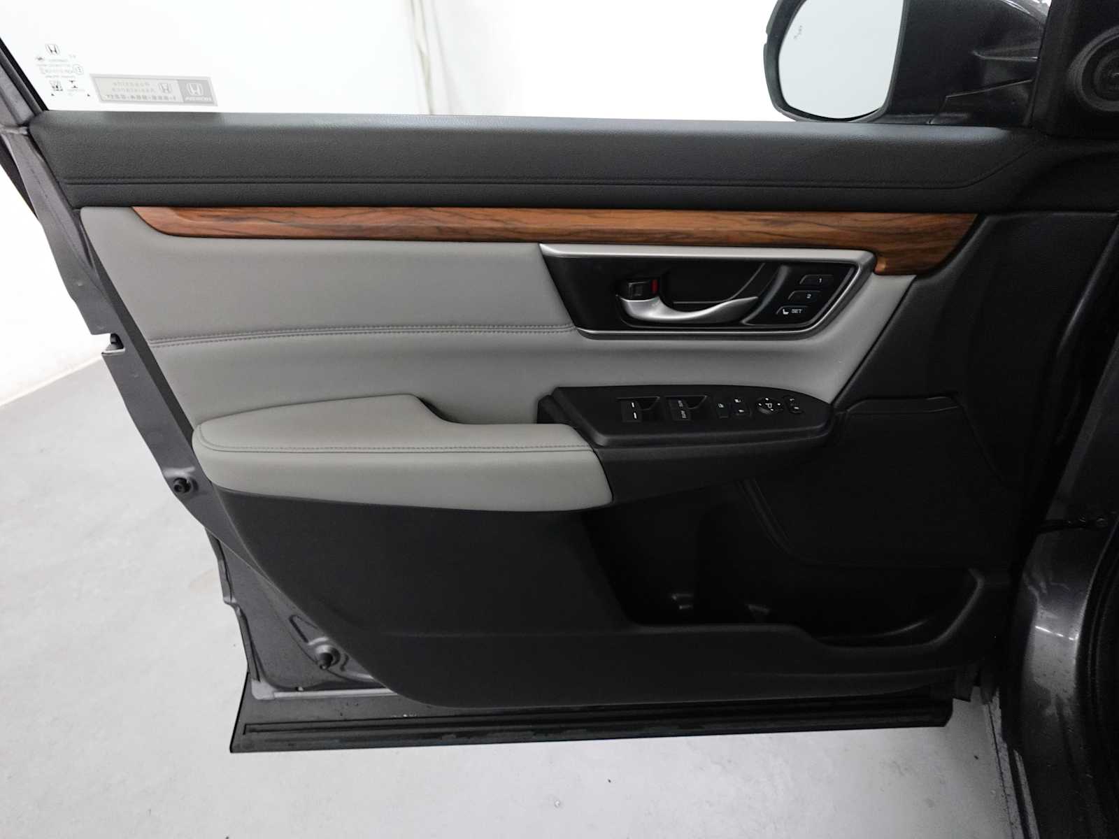 2022 Honda CR-V Touring - Photo 10