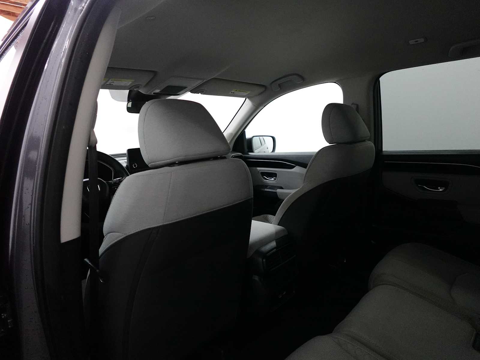 2023 Honda Pilot LX - Photo 26