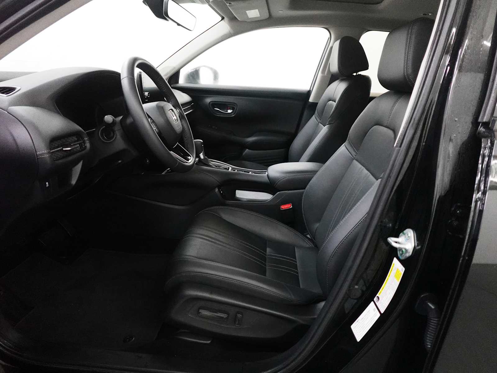 2024 Honda HR-V EX-L - Photo 12