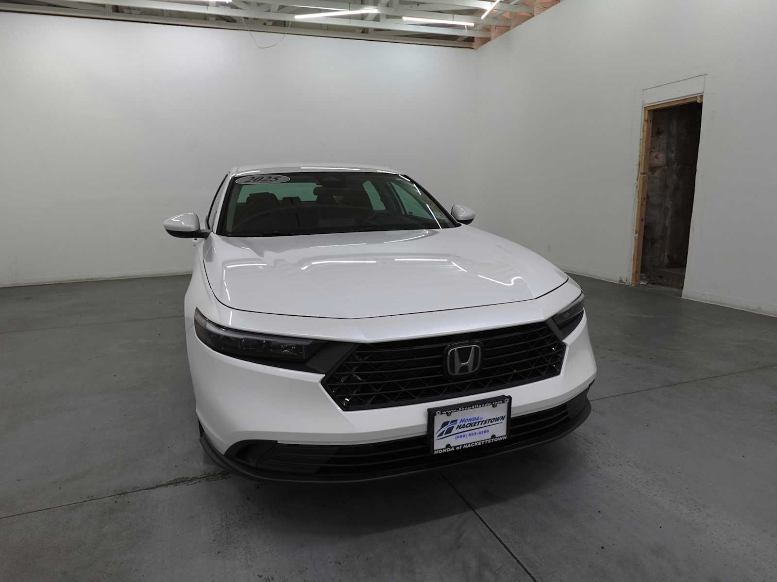 2025 Honda Accord LX - Photo 3
