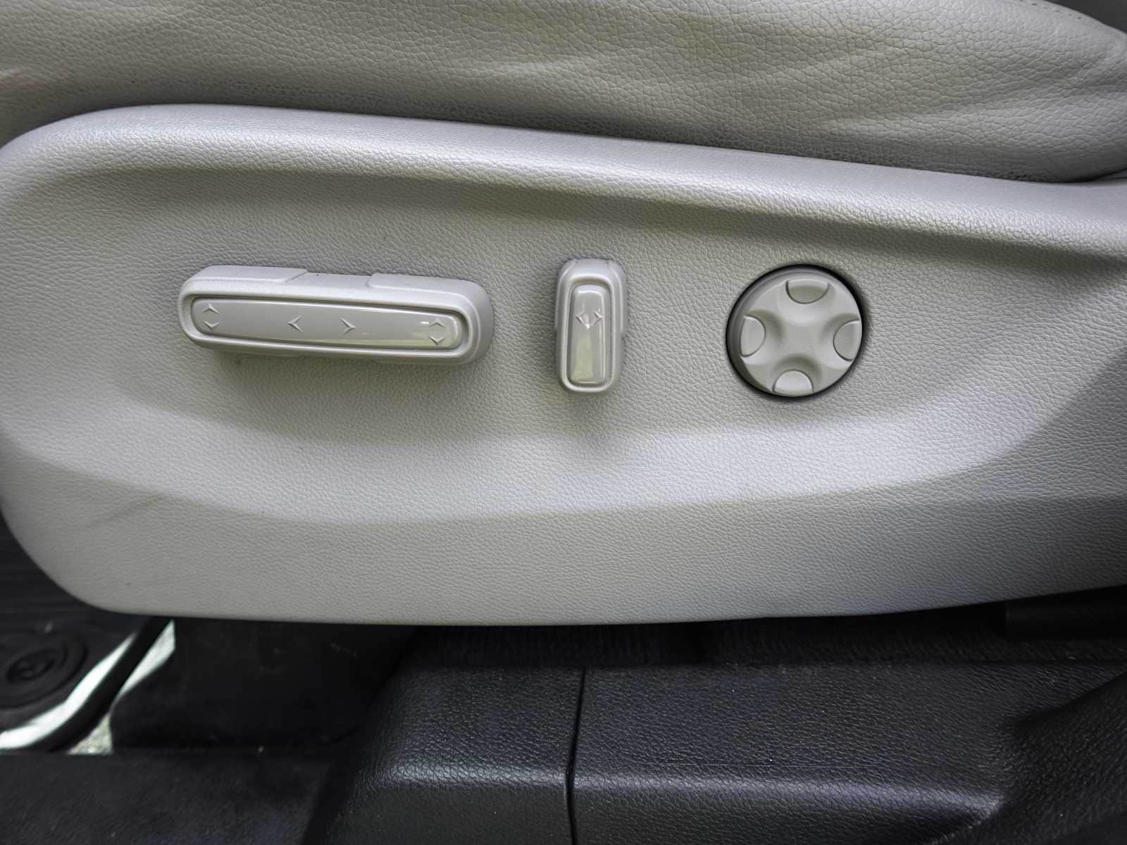 2024 Honda Odyssey Touring - Photo 13