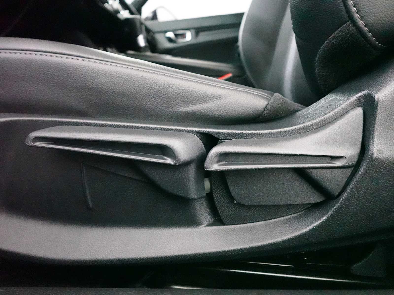 2025 Honda Civic Sport - Photo 14