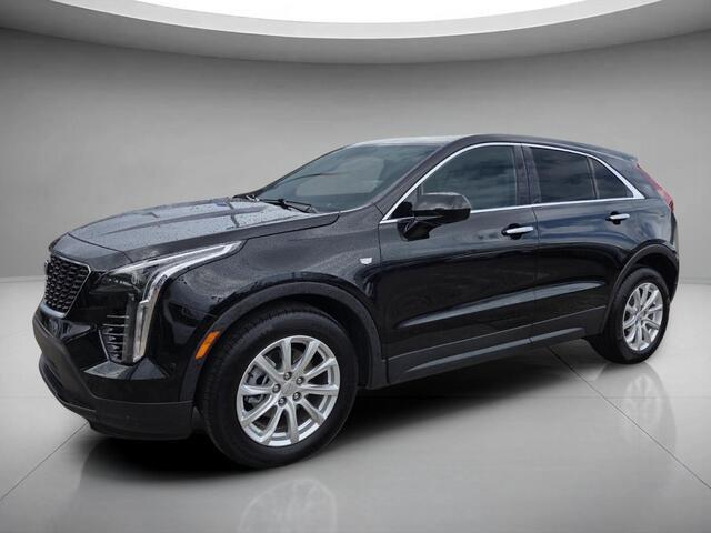 2023 Cadillac XT4 FWD Luxury SUV