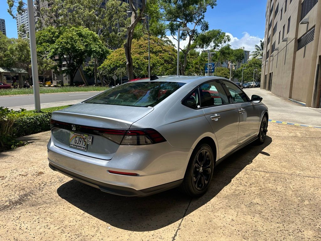 2025 Honda Accord SE - Photo 7