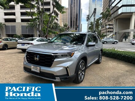 2025 Honda Pilot Touring SUV