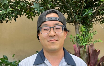 Staff member Robbie Wong from 7611ad307621