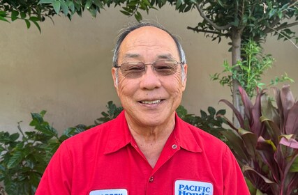Staff member Warren Harada from 7611ad307621
