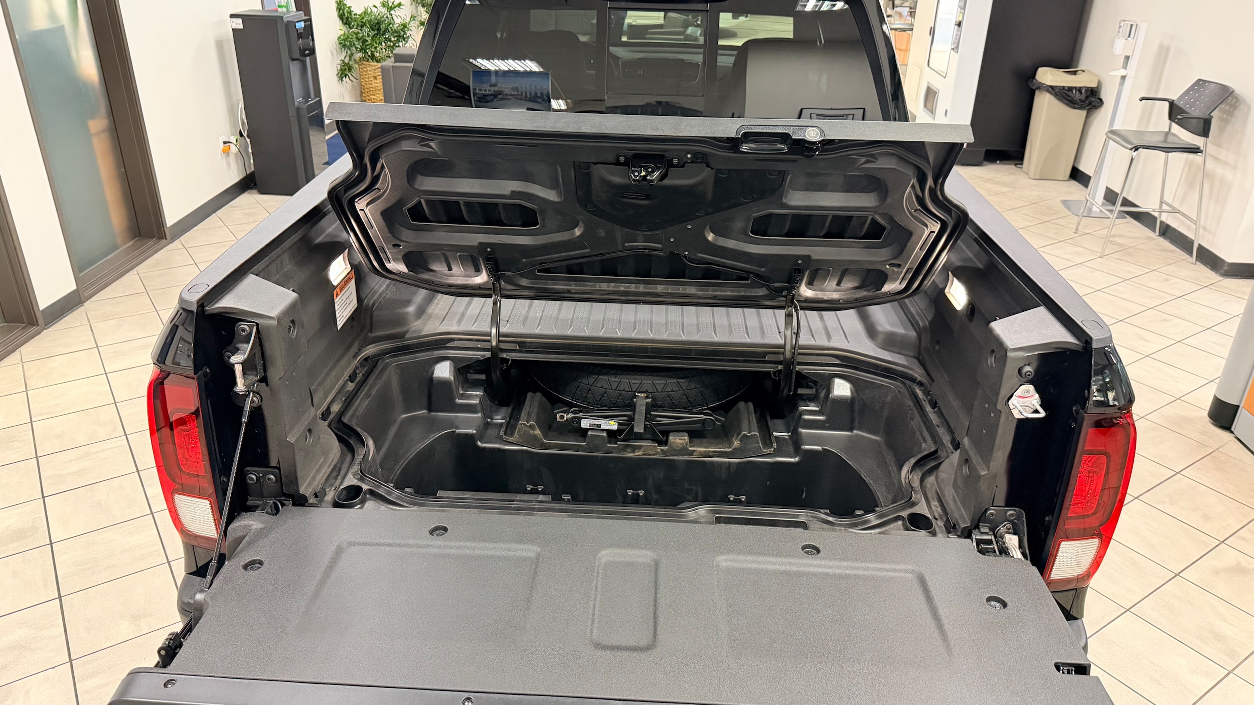 2026 Honda Ridgeline Black Edition - Photo 8