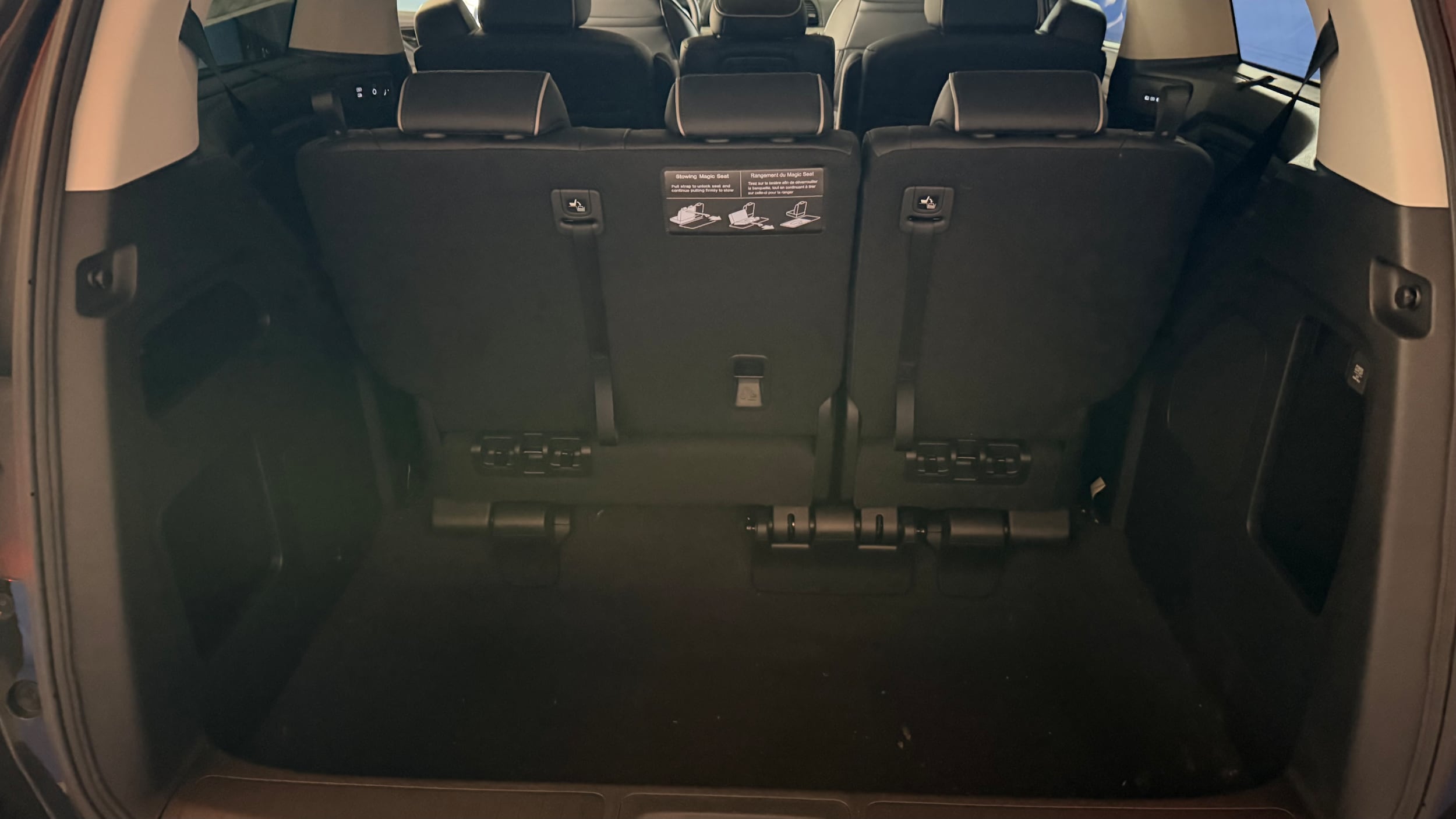 2026 Honda Odyssey Touring - Photo 12