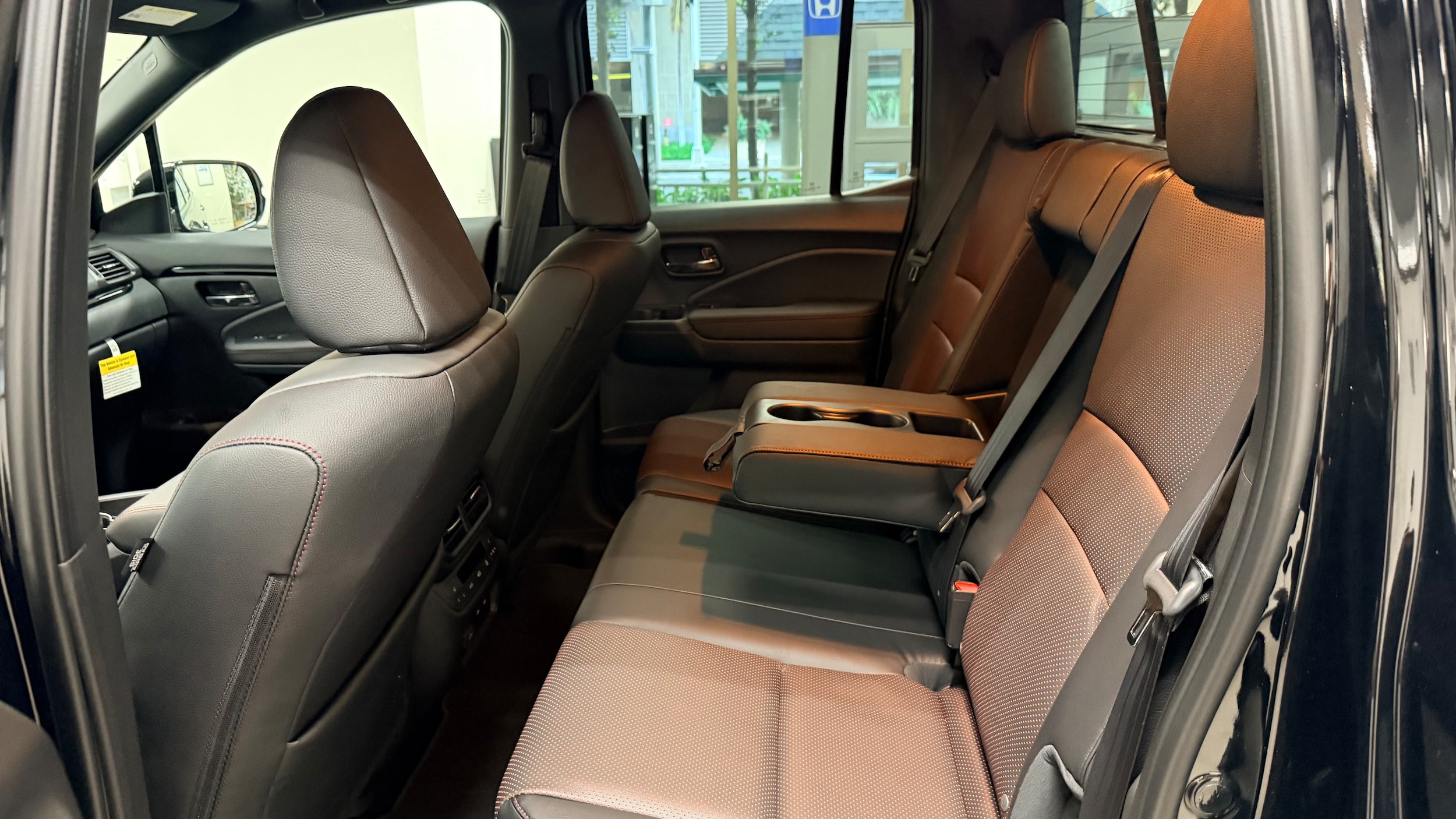 2026 Honda Ridgeline Black Edition - Photo 12