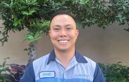 Staff member Isaac Enojardo from 7611ad307621