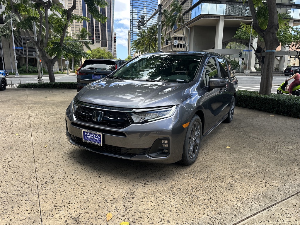 2026 Honda Odyssey Touring Van Passenger