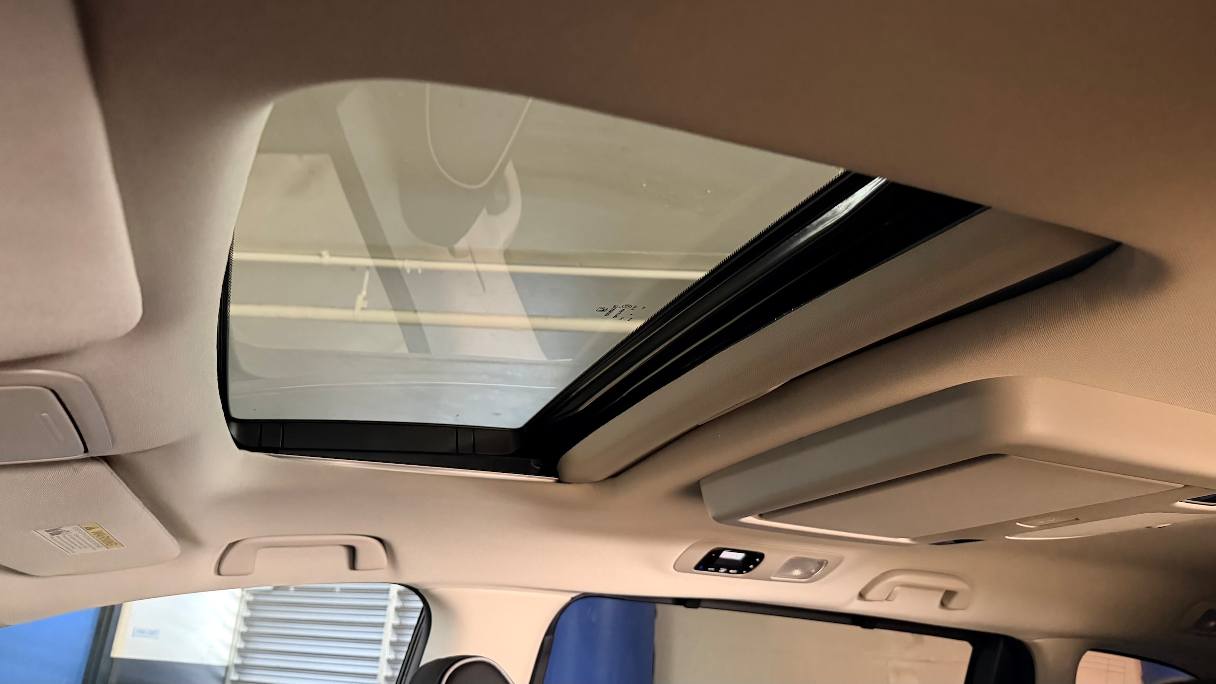 2026 Honda Odyssey Touring - Photo 9