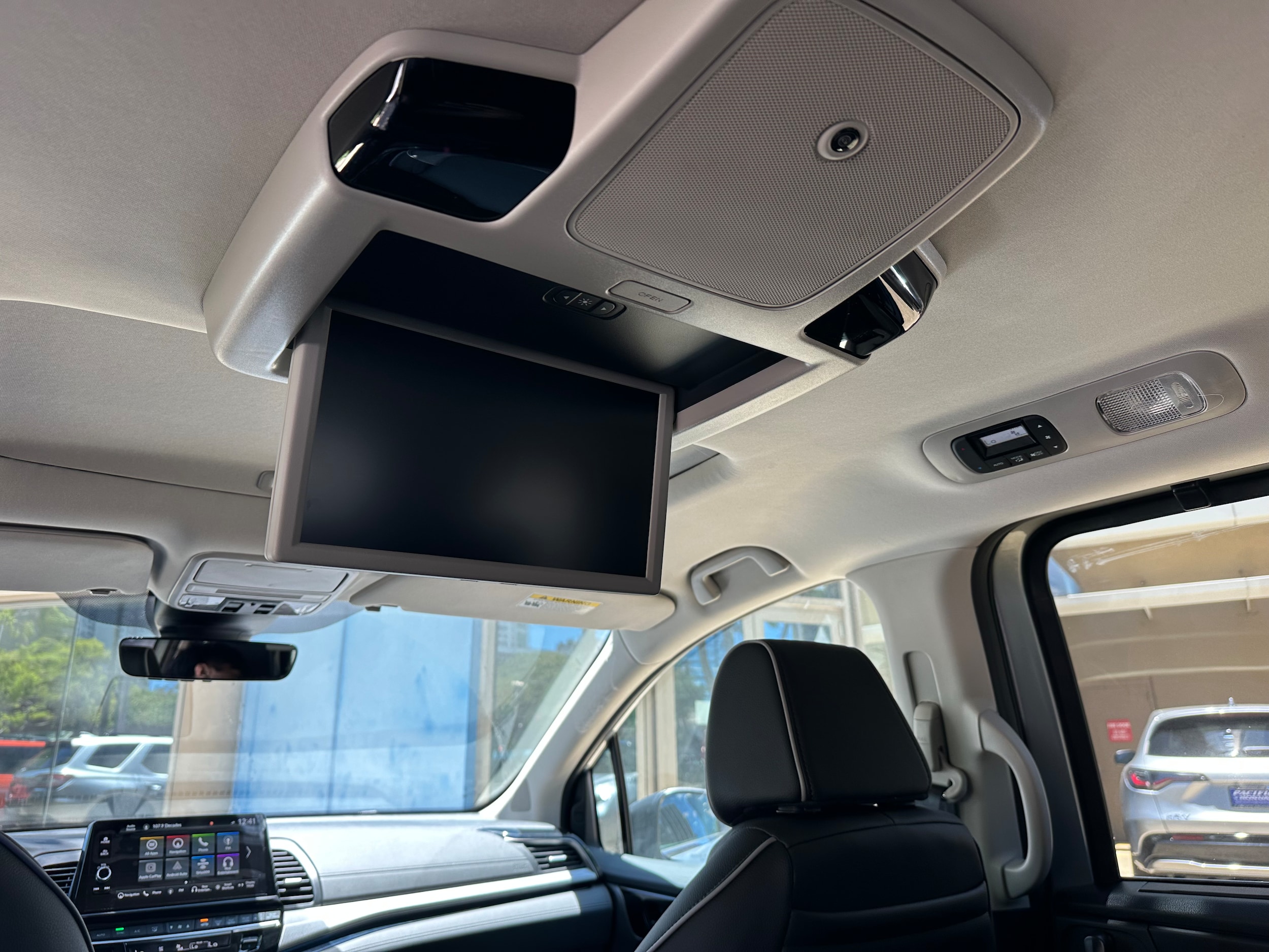 2026 Honda Odyssey Touring - Photo 13