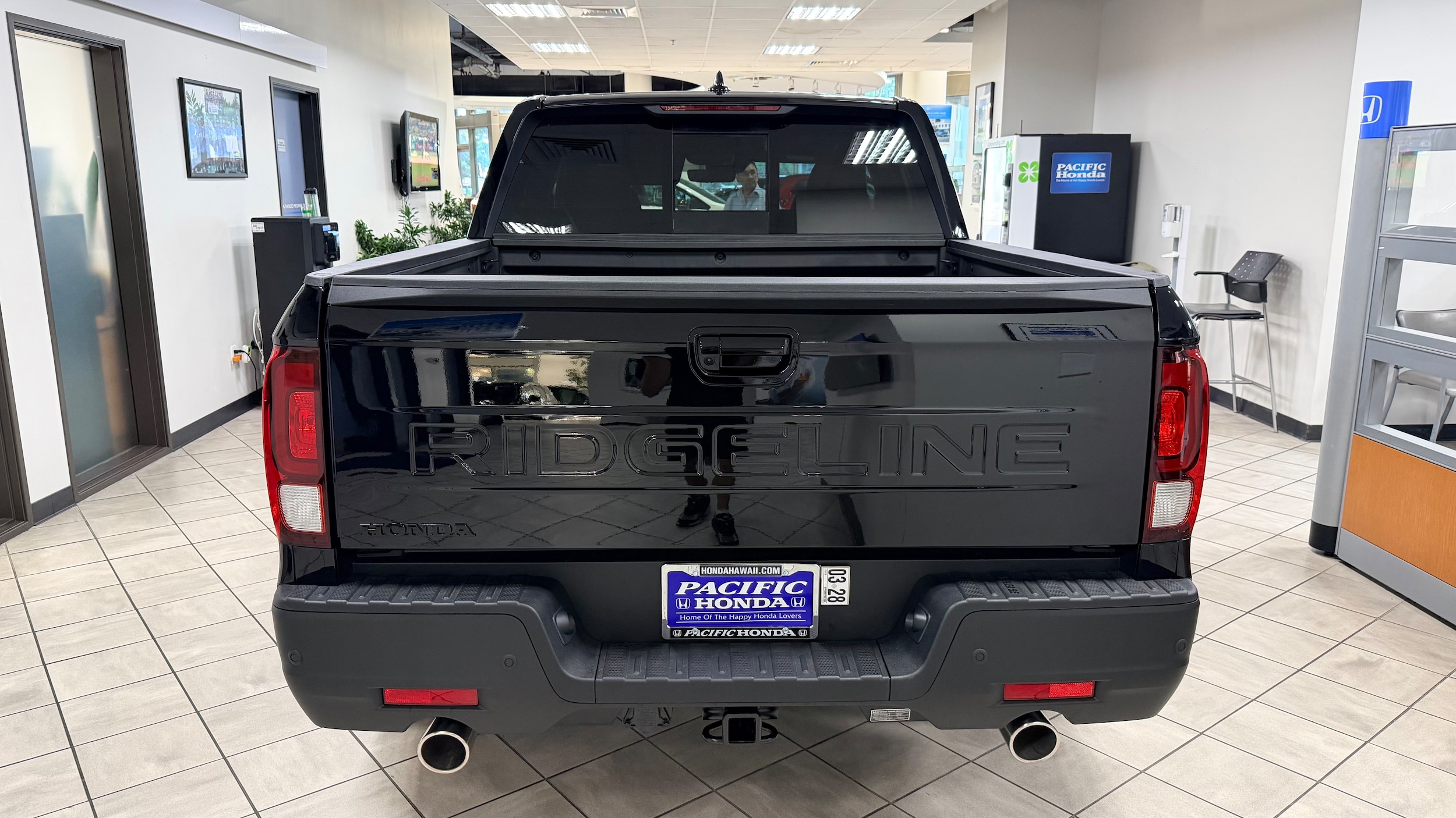 2026 Honda Ridgeline Black Edition - Photo 6