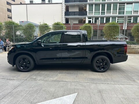 2026 Honda Ridgeline Black Edition - Photo 8