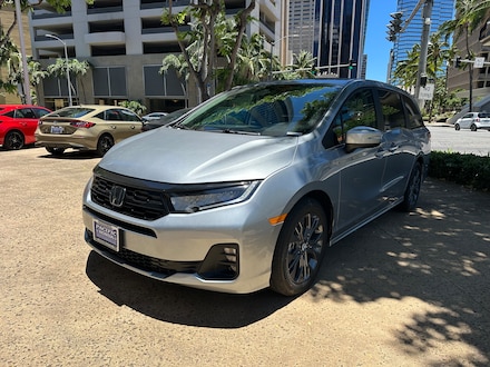 2026 Honda Odyssey Touring Van Passenger