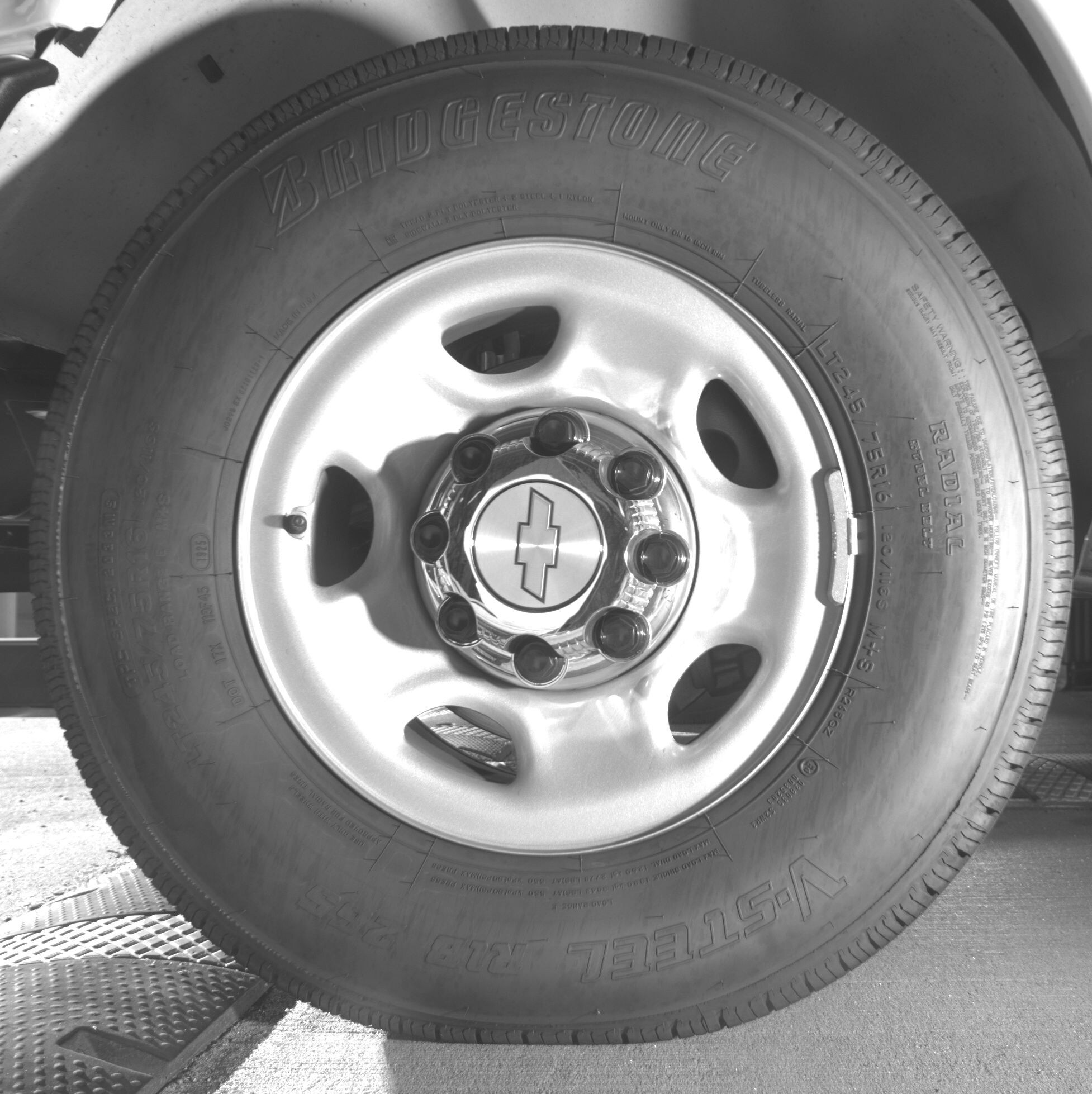 Thumbnail: 2025 Chevrolet Express - 9