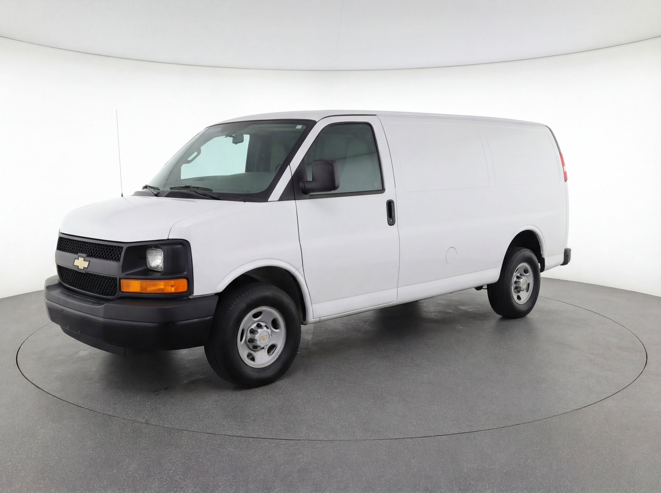 Thumbnail: 2025 Chevrolet Express - 3