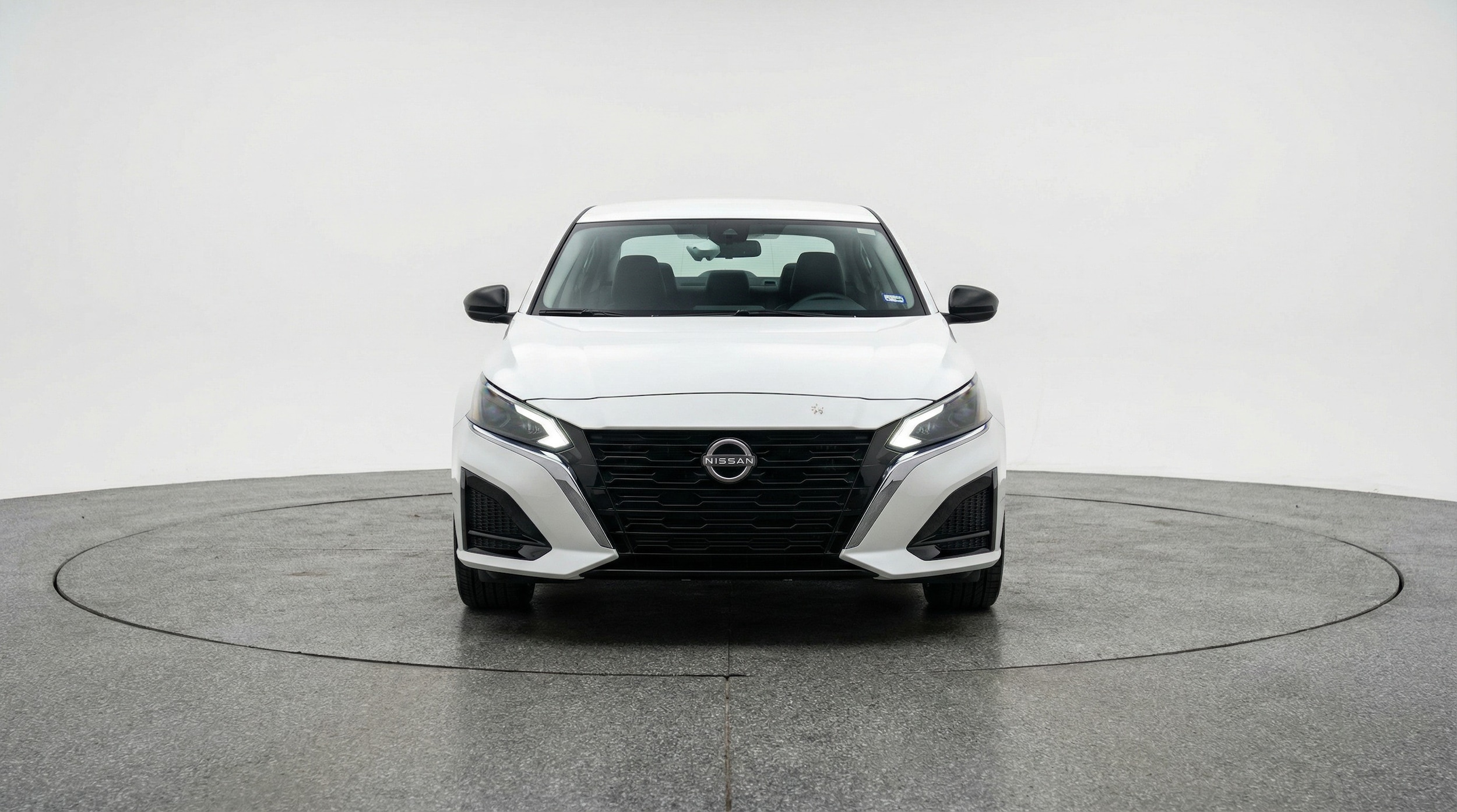 Thumbnail: 2025 Nissan Altima - 2