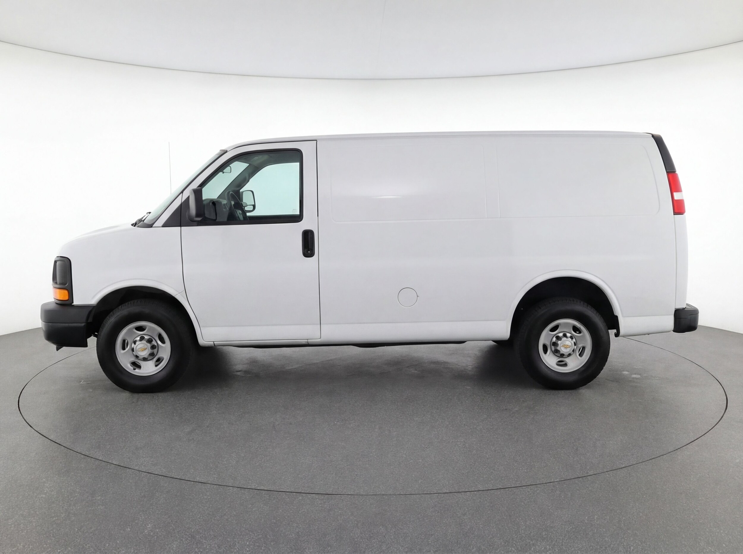 Thumbnail: 2025 Chevrolet Express - 4
