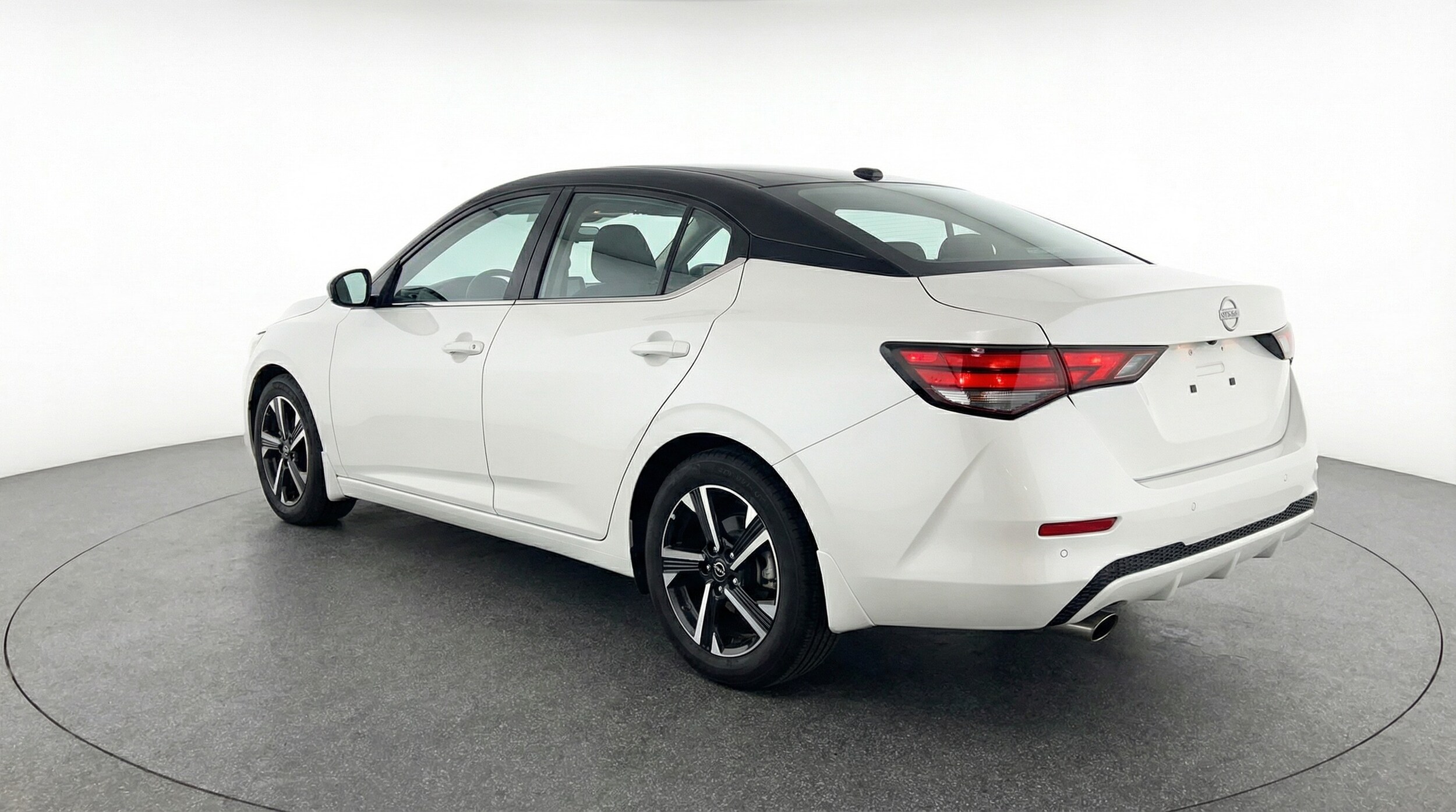Thumbnail: 2025 Nissan Sentra - 5