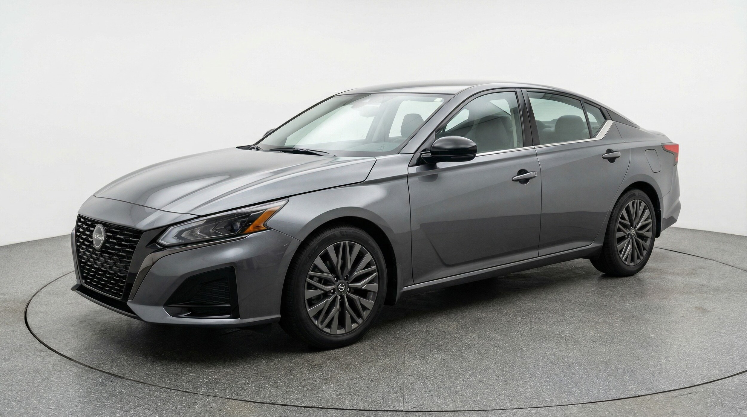 Thumbnail: 2025 Nissan Altima - 3