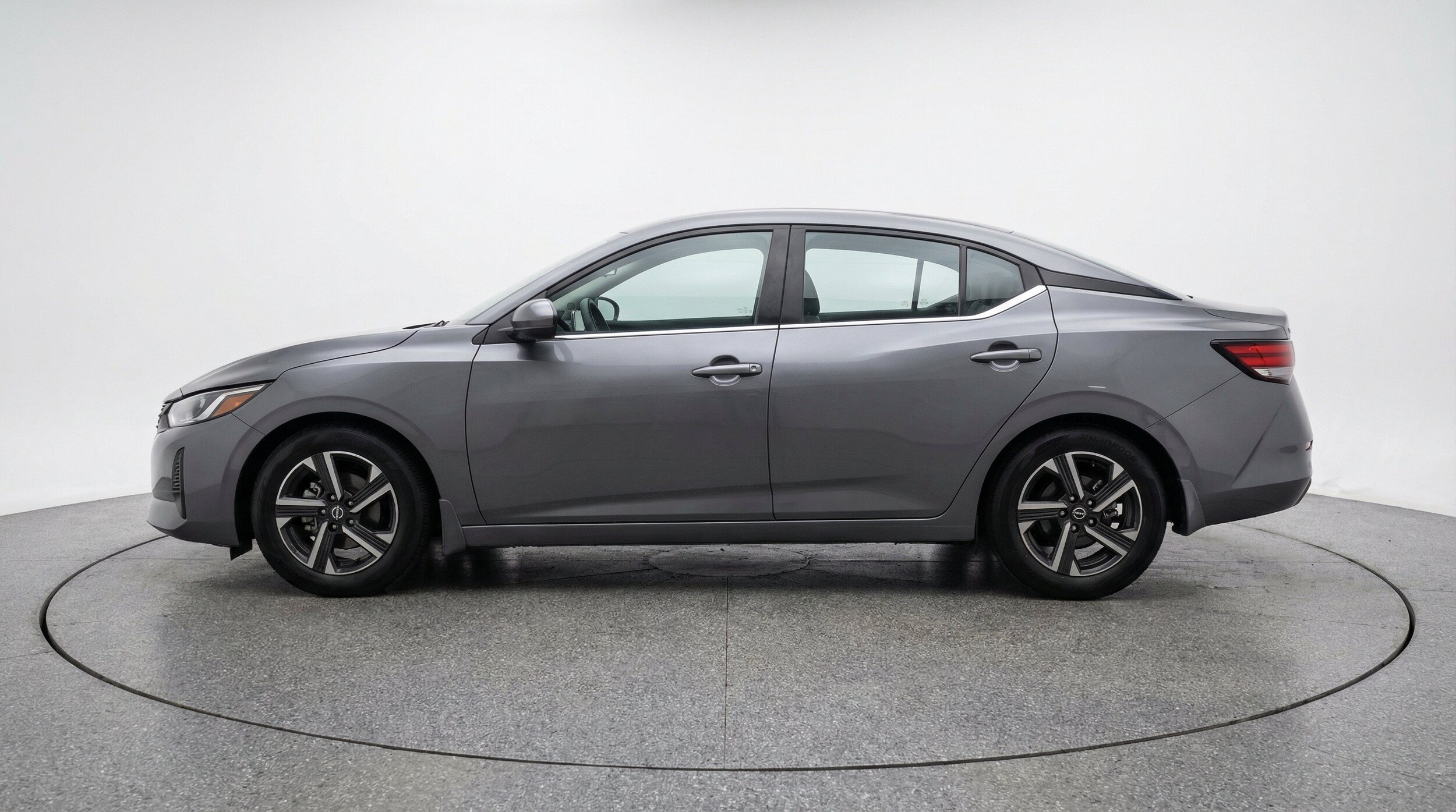 Thumbnail: 2025 Nissan Sentra - 5