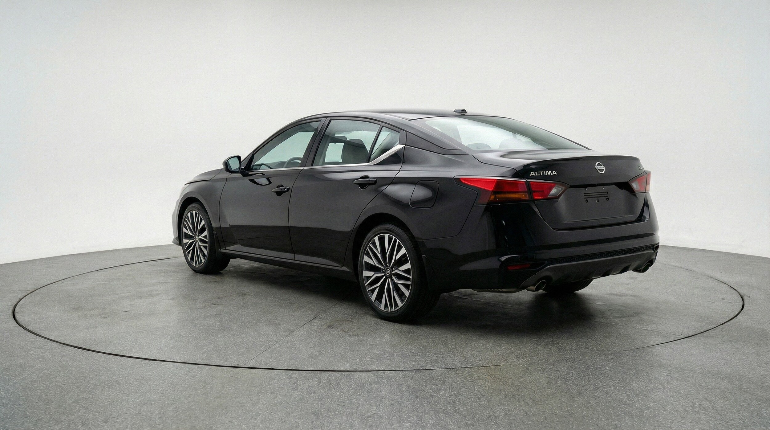 Thumbnail: 2025 Nissan Altima - 6