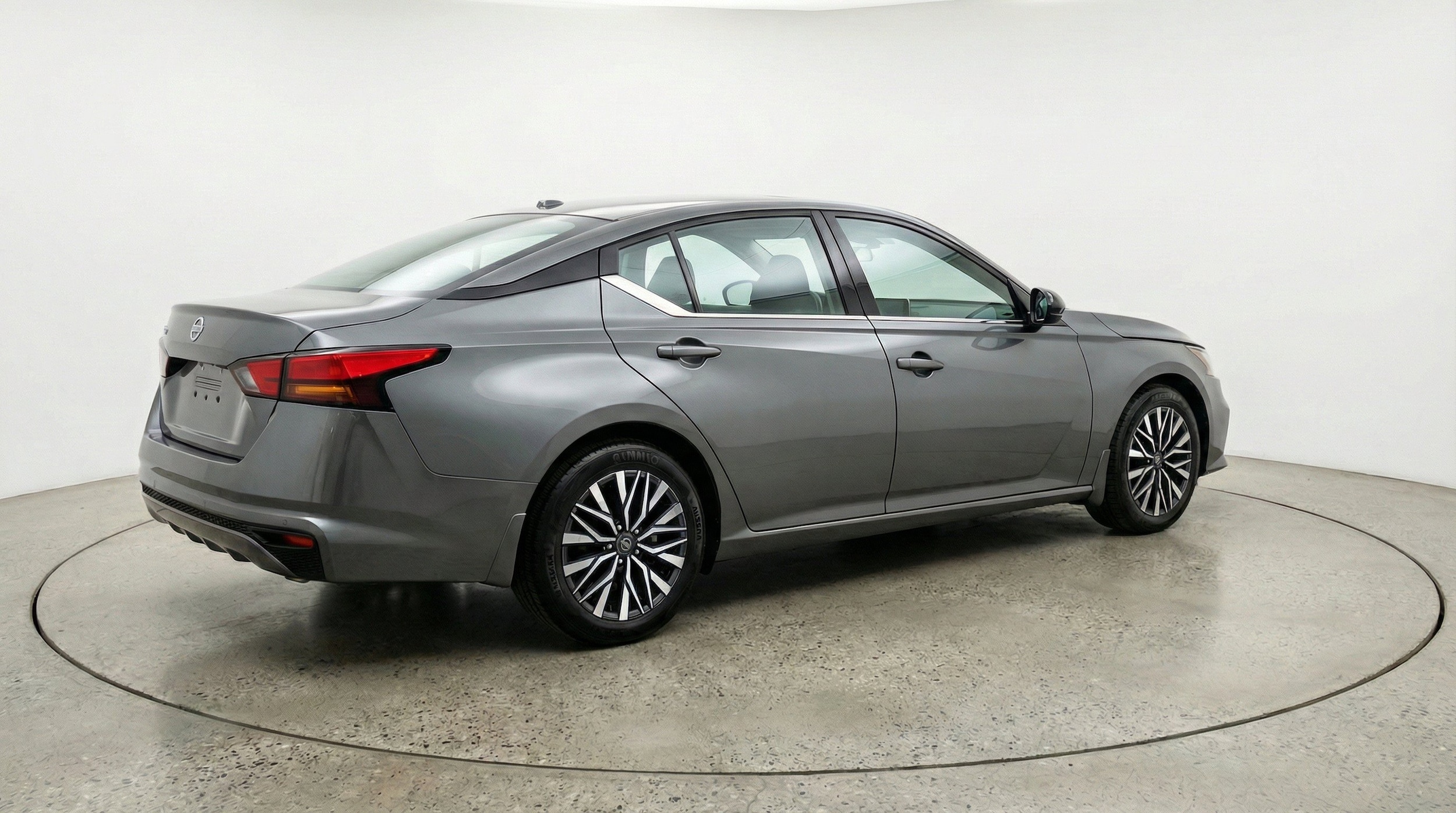 Thumbnail: 2025 Nissan Altima - 9
