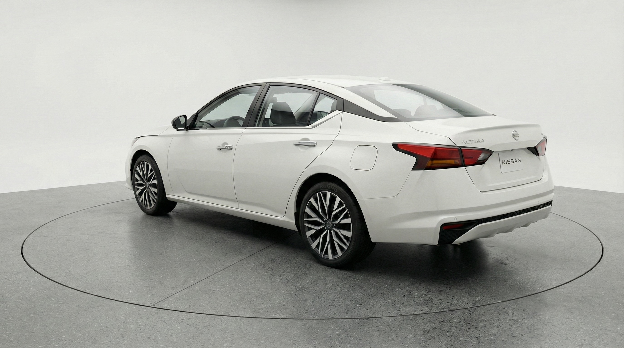 Thumbnail: 2025 Nissan Altima - 5