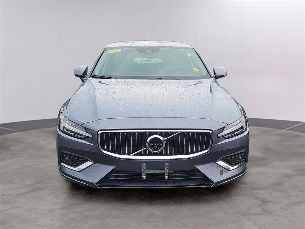 2021 Volvo S60 T5 Inscription photo 2