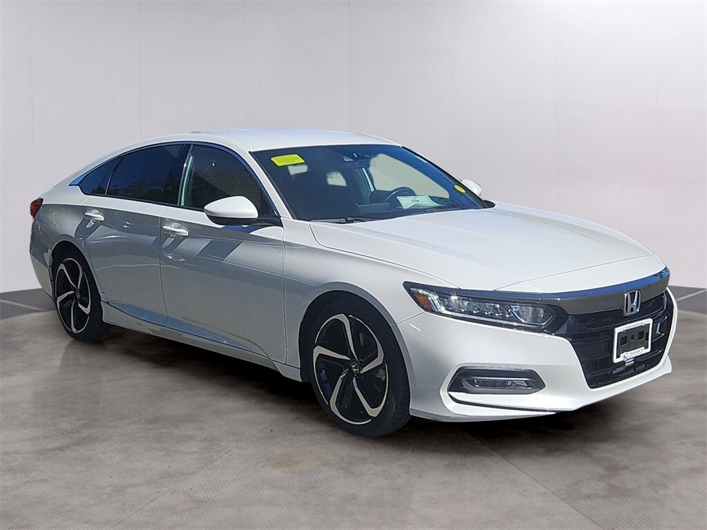 2018 Honda Accord Sport photo 3