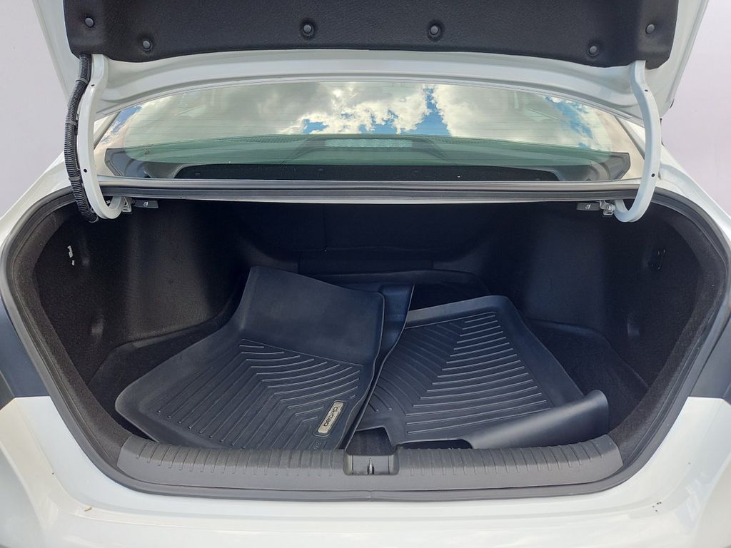 2023 Honda Accord EX - Photo 30
