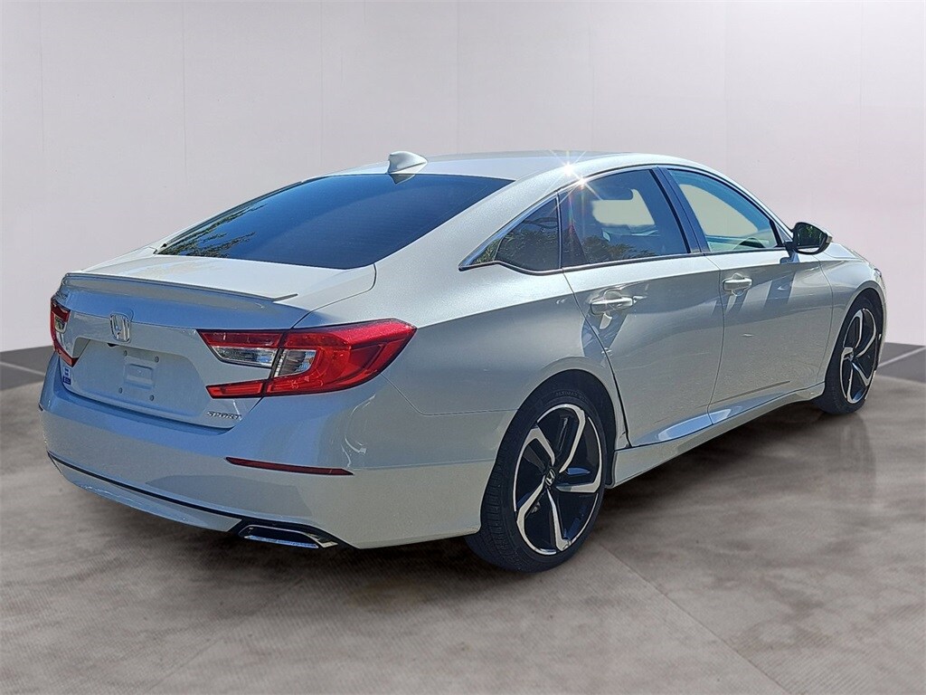 2018 Honda Accord Sport photo 4