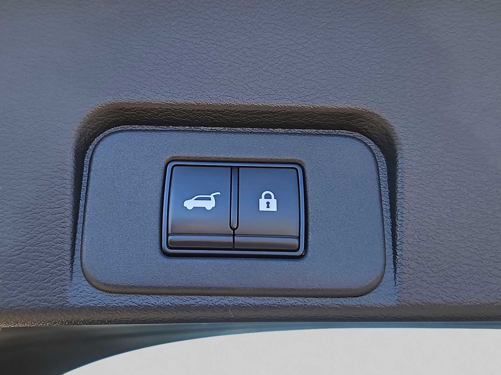 2023 Nissan Rogue SL - Photo 23