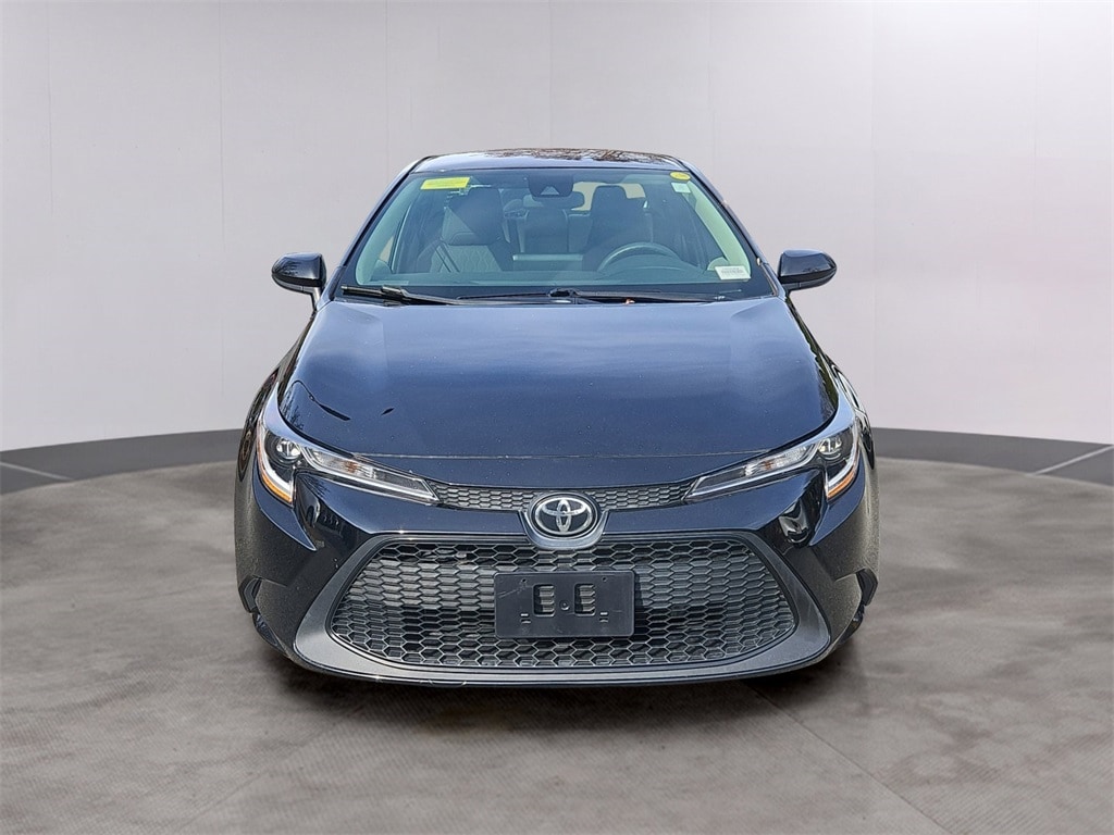 Used 2022 Toyota Corolla LE Sedan