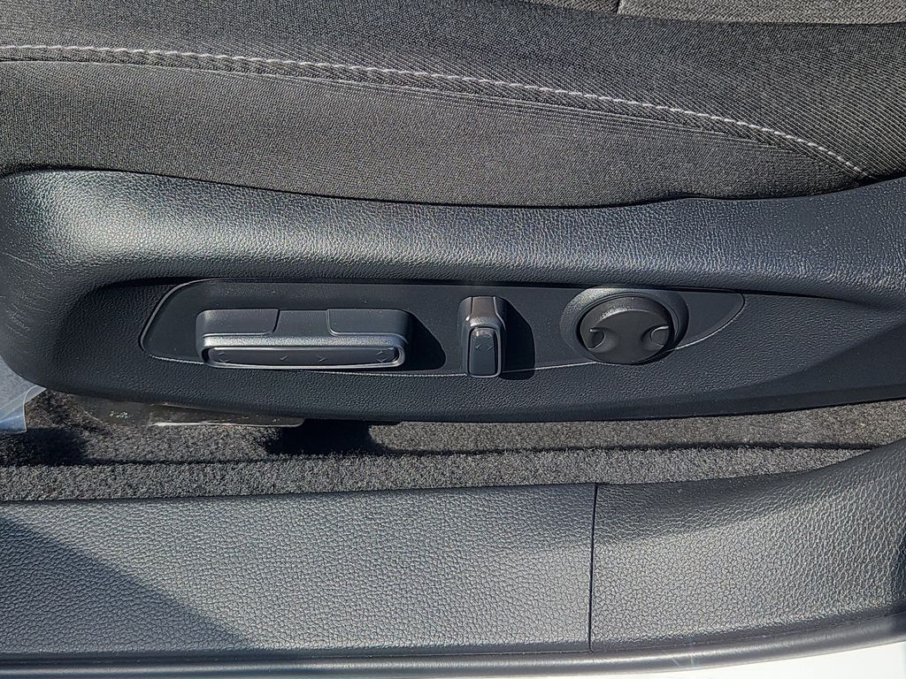 2023 Honda Accord EX - Photo 19