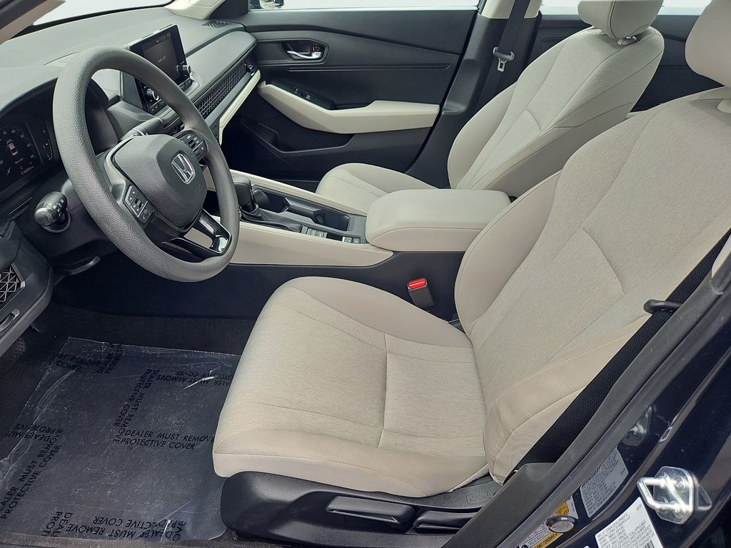 2024 Honda Accord LX - Photo 12