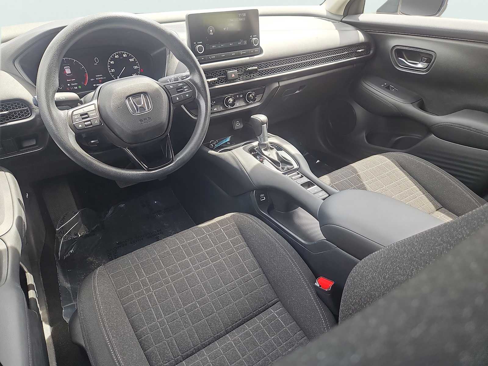 2023 Honda HR-V LX - Photo 11