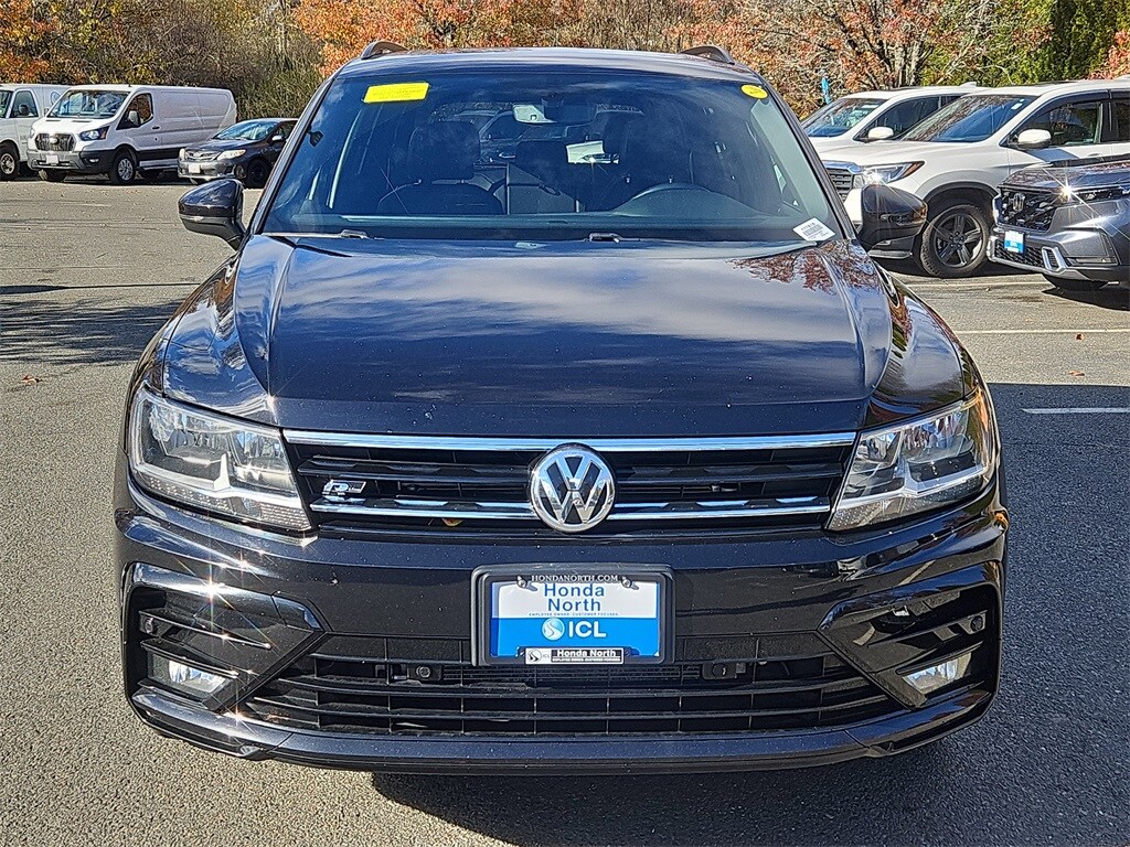 2020 Volkswagen Tiguan SE R-Line Black photo 2