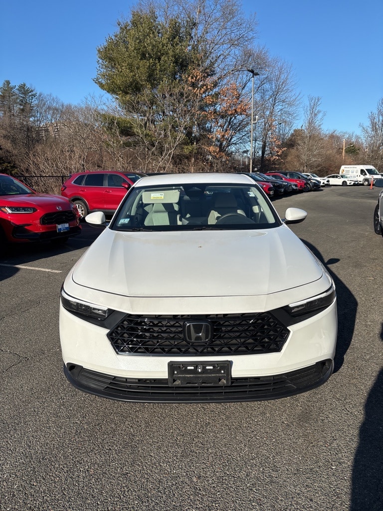 2023 Honda Accord LX's photo