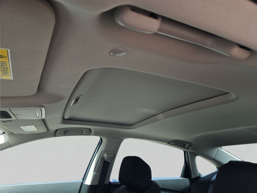 2025 Honda Accord SE - Photo 15