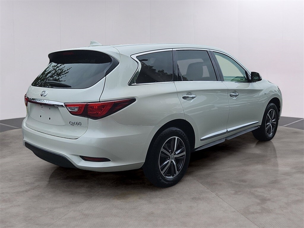 2016 Infiniti QX60 Base photo 4